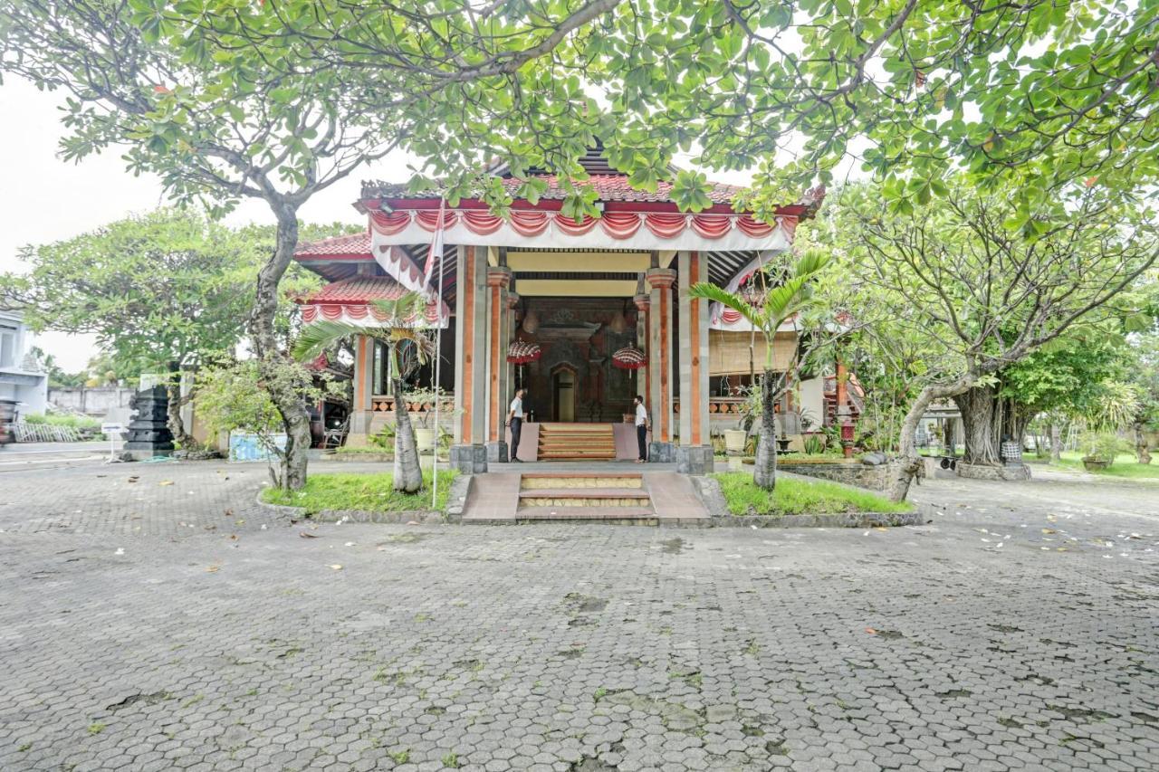 Collection O 90805 Aditya Beach Resort And Spa Lovina  Exterior photo