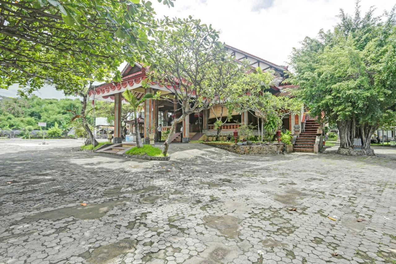 Collection O 90805 Aditya Beach Resort And Spa Lovina  Exterior photo